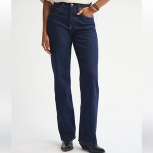 Abercrombie & Fitch Dark Rinse 90’s Relaxed High Rise Jeans (Curve Love)